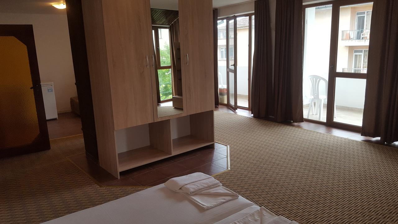 Guest House Trakia Приморско Экстерьер фото