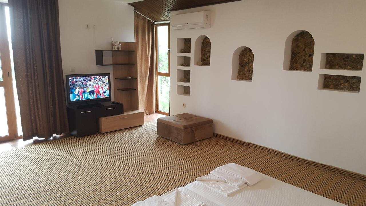 Guest House Trakia Приморско Экстерьер фото